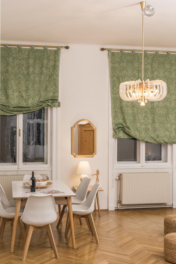 Silent Paradise Ober St Veit Vienna Esterno foto